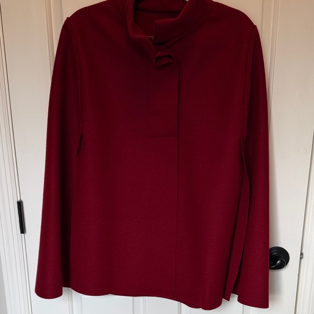 Chic Women's Red Cape